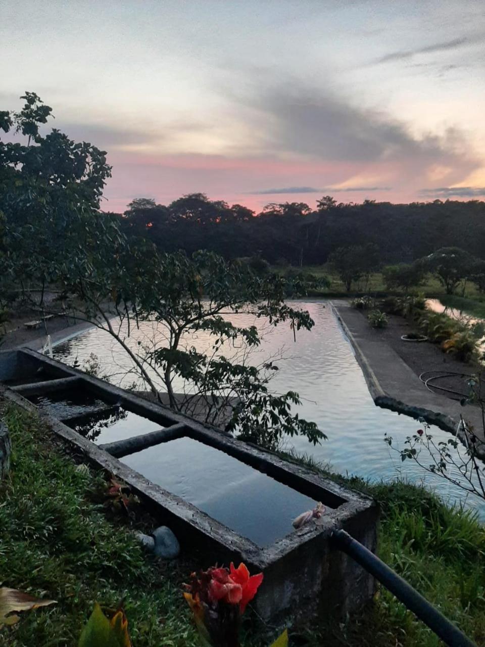 Donde Se Oculta El Sol Hotel Villagarzon Ngoại thất bức ảnh